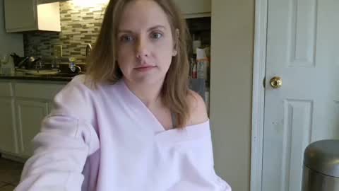 tinywithtiddies online show from November 7, 5:18 pm