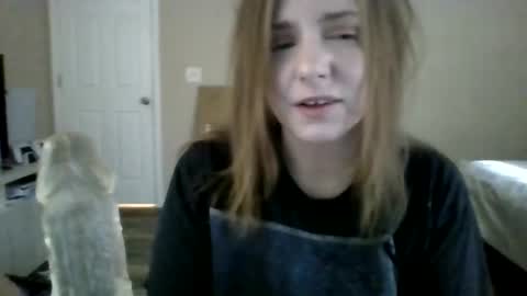 tinywithtiddies online show from May 12, 1:40 pm