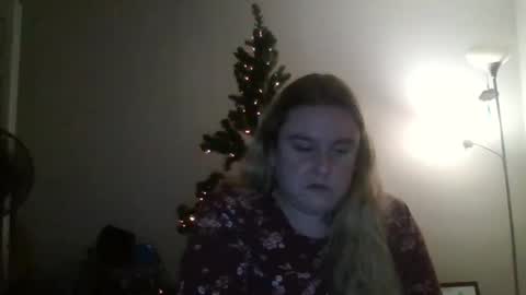 tokerqueen28 online show from December 22, 3:53 am