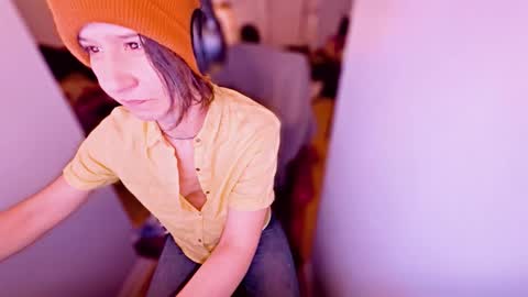 tomboy_titties online show from September 13, 5:59 am