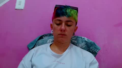 Blue online show from September 15, 6:48 pm