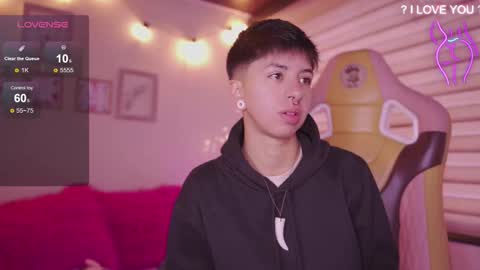 Blue  online show from February 18, 12:26 pm