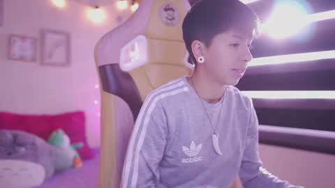 Blue  online show from March 10, 12:06 pm