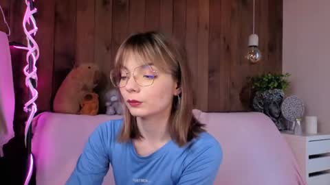 Melissa online show from July 3, 3:23 am