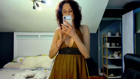 Anda online show from April 22, 9:45 pm