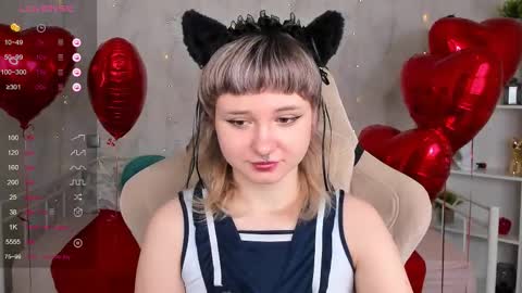 Tori online show from February 11, 12:25 am