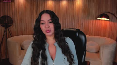 Tori Cross online show from January 19, 10:17 pm