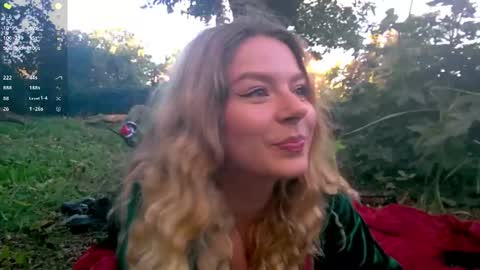 Madam Viktoria   Vacation in Portugal  2811 - 0412 online show from September 17, 3:32 pm