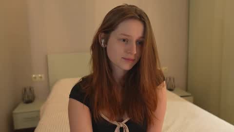 Bella online show from October 20, 5:27 pm