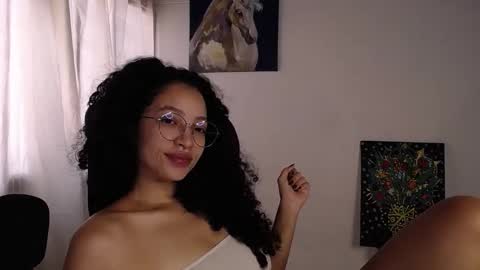 Emily online show from October 13, 3:47 pm