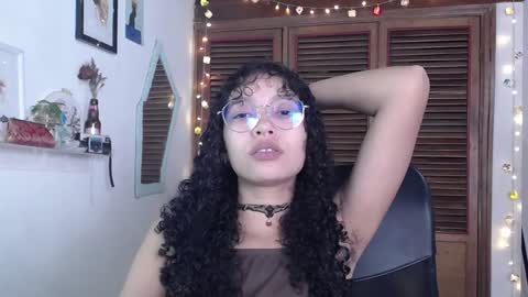 Emily online show from January 25, 5:48 pm