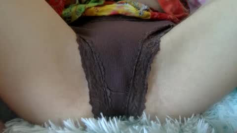 trippybb222 online show from March 9, 3:04 pm