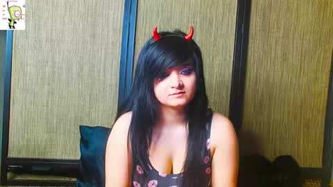 trixiedoescamcam online show from February 11, 1:53 am