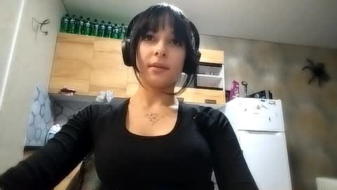 Poly online show from January 19, 2:57 pm