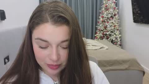 Ariana online show from January 7, 8:10 pm