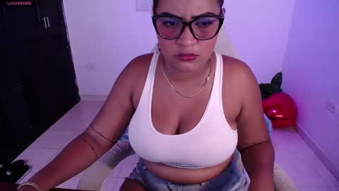 Tyna  online show from April 13, 12:17 pm