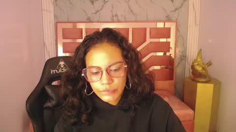 TYNA  online show from January 4, 4:22 pm