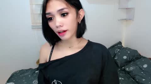 urbbgirl alliah online show from October 14, 1:30 am