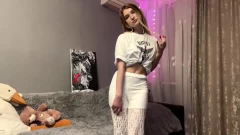 Vikki online show from November 29, 6:45 pm