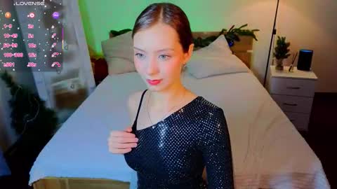 umpa_lummpa_ online show from December 18, 11:04 am