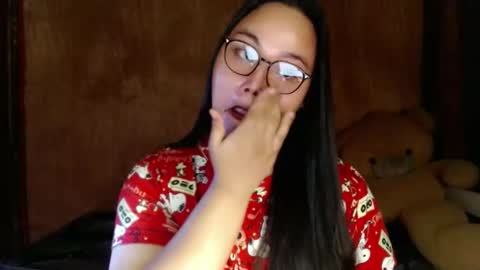 Lycah online show from May 23, 11:36 pm