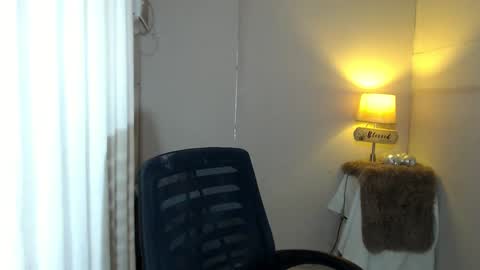 urcrushnextdoor_ online show from March 5, 4:57 am