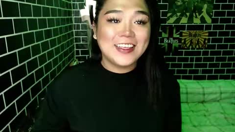 Dimple online show from September 26, 4:48 pm