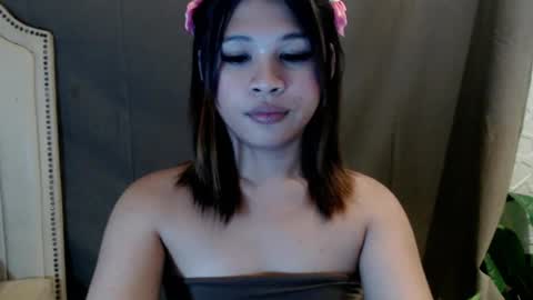 urgoddessawoman_xvx online show from July 11, 5:24 pm
