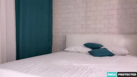 Jenny online show from February 9, 1:46 pm