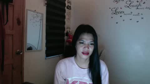 hi im kim online show from March 2, 10:13 pm