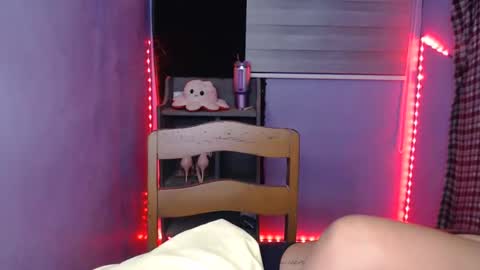 ash online show from December 28, 4:52 pm