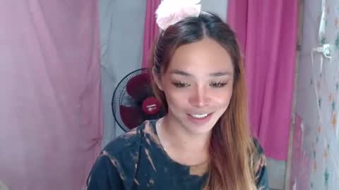 TYRA online show from October 31, 5:50 pm