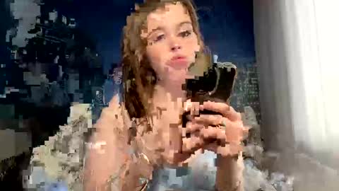 Hannah online show from February 13, 11:39 am