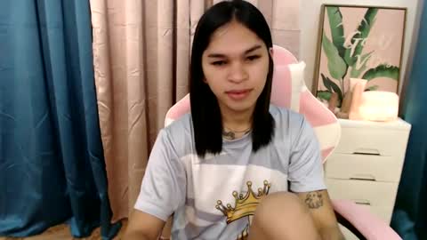 ursweet_zeviixx online show from February 19, 10:23 am