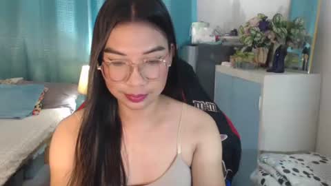 Ashley Kate Mateo Gray online show from December 16, 12:33 pm