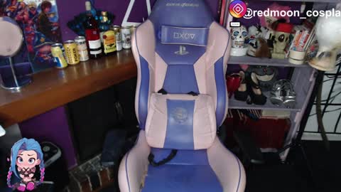 --Lucy-- online show from January 6, 10:47 pm