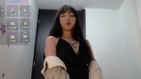 v1cky_ online show from October 6, 11:20 pm