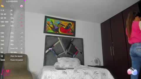 Vahiolet smith online show from October 15, 3:31 am