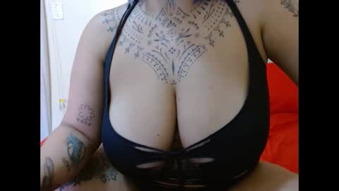 Vah Oliver online show from February 8, 7:27 pm