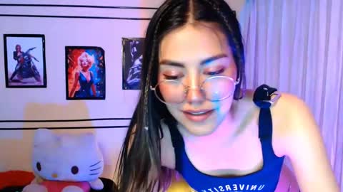 Hi I am Valcooky online show from December 8, 2:18 am