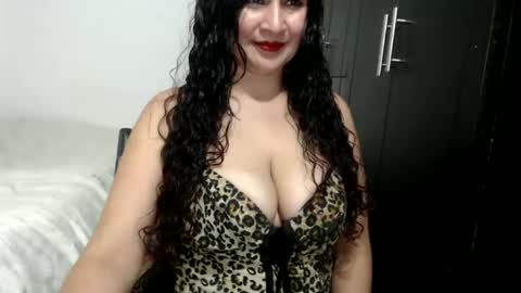 Valentina2730 online show from January 13, 8:26 pm