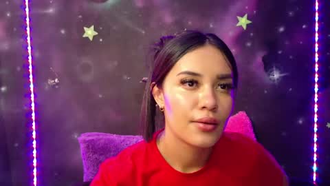valentinarojass_ online show from May 30, 8:16 pm