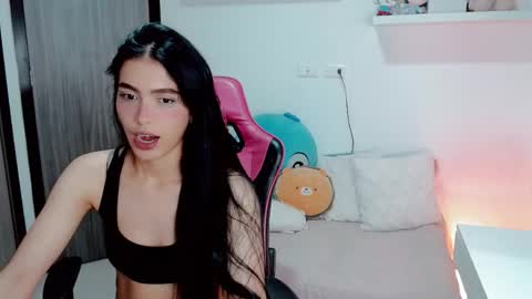 Valentina  online show from May 6, 1:42 am