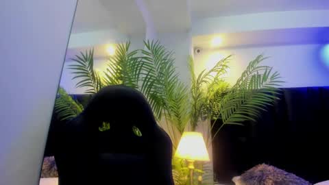 valeri_tafur online show from September 17, 10:57 am