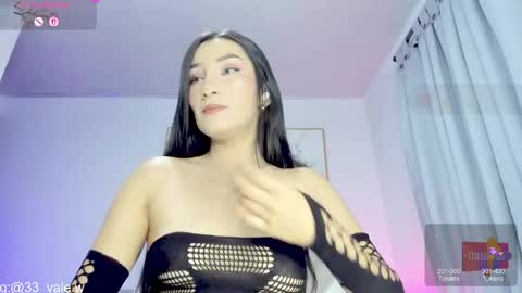 valeria online show from May 25, 6:12 am