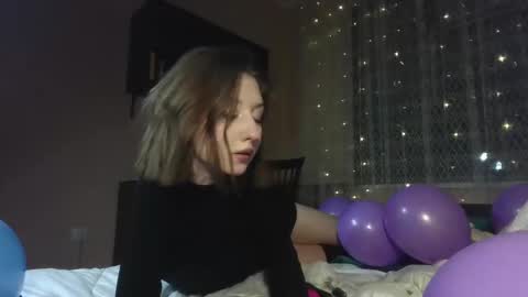 Kristi moony online show from February 9, 7:30 pm