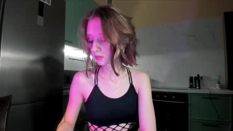 Kristi moony online show from February 18, 10:58 pm