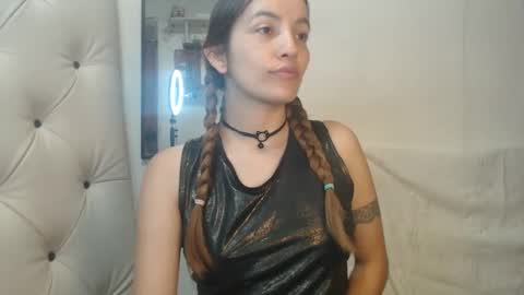 valerivegas online show from February 5, 8:25 pm