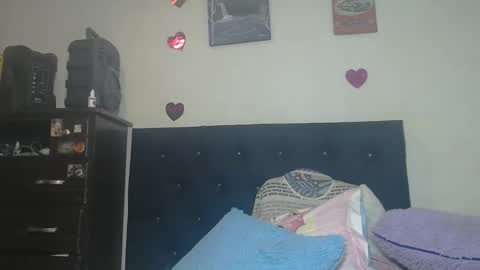 valerivegas online show from November 24, 2:52 pm