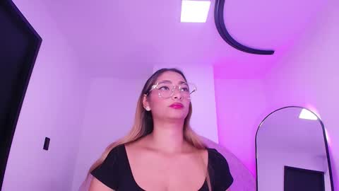 Valeryn online show from December 16, 3:12 am